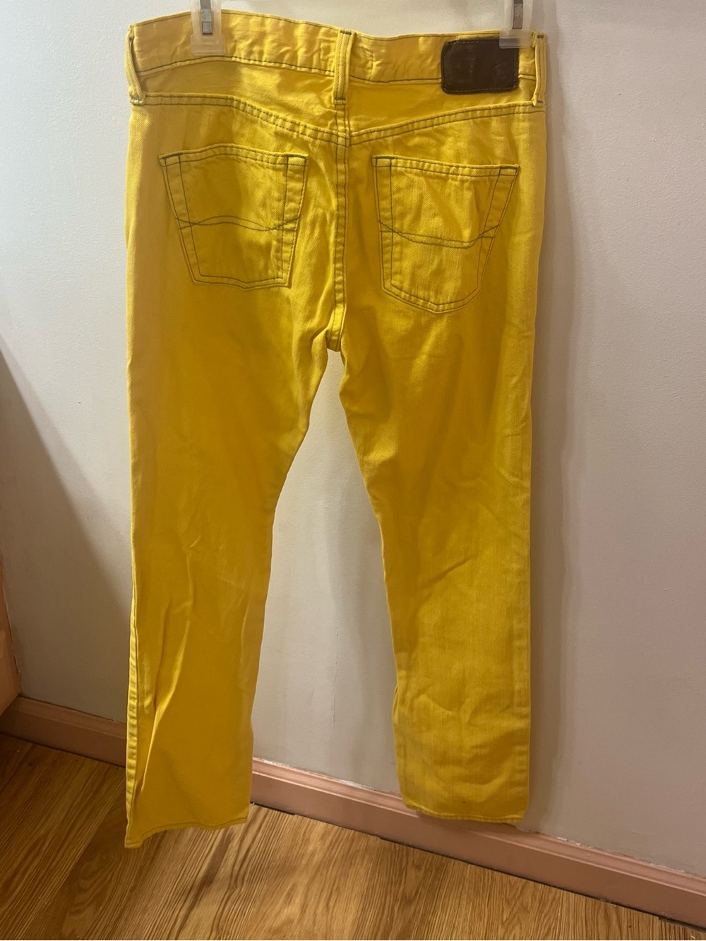 Bullhead Denim Co. Dillon Yellow Skinny Jeans - Picture 2 of 7